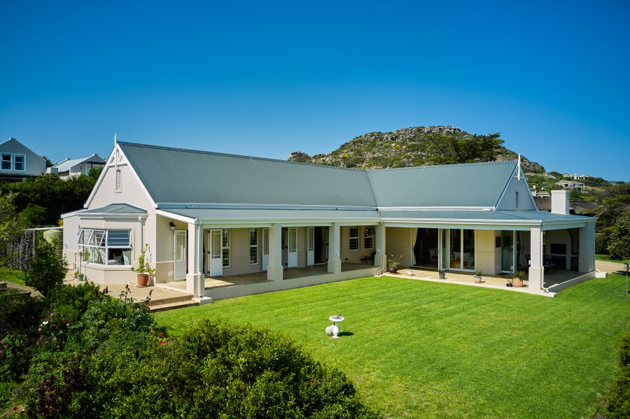 3 Bedroom Property for Sale in Crofters Valley Western Cape